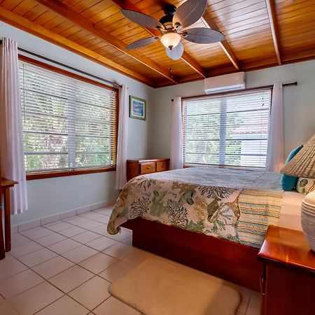 Coral Bay Villas San Pedro  Eksteriør billede