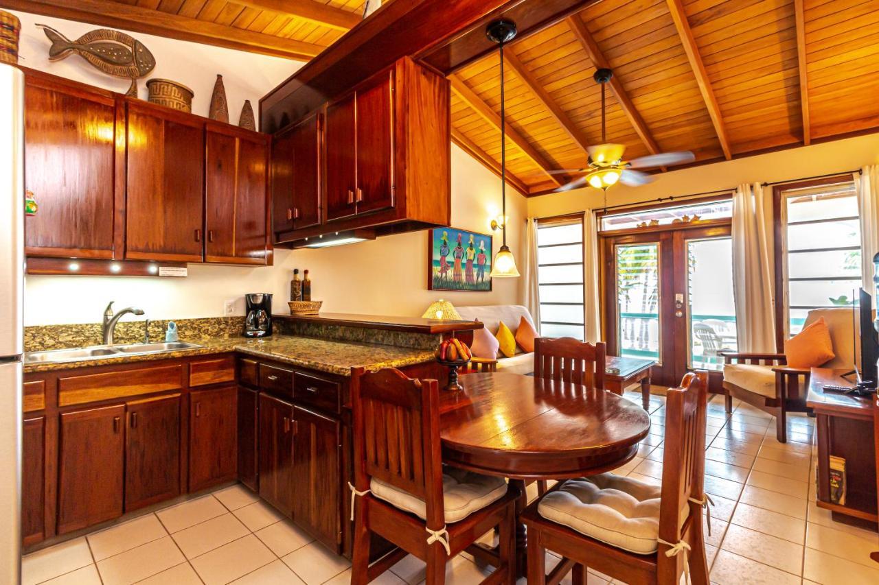 Coral Bay Villas San Pedro  Eksteriør billede