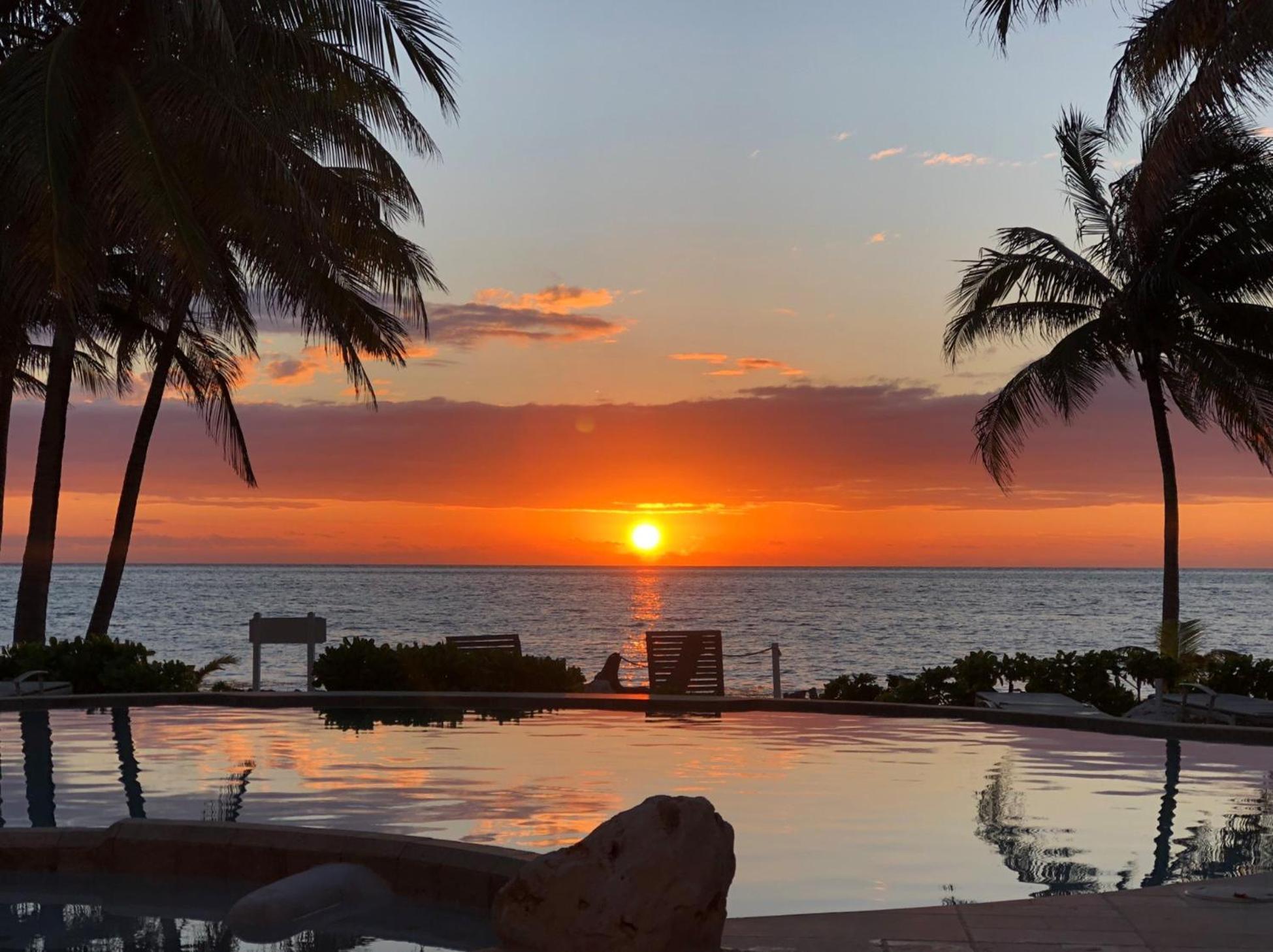 Coral Bay Villas San Pedro  Eksteriør billede